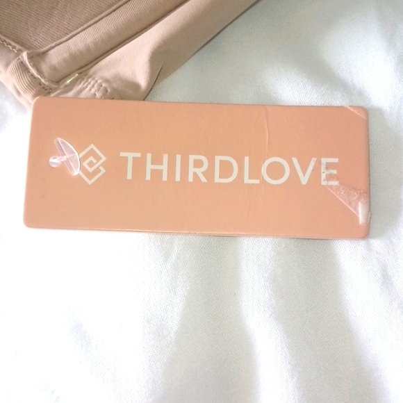 Perfect Coverage Bra Size 44B (NWT) - Picture 3 of 6